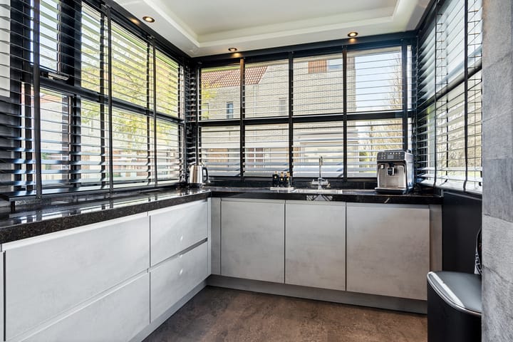 Foto 19 van Waarderstraat 253