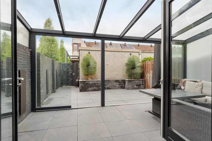 Foto 25 van Waarderstraat 253