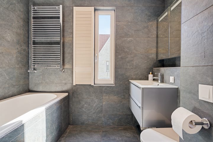 Foto 38 van Waarderstraat 253