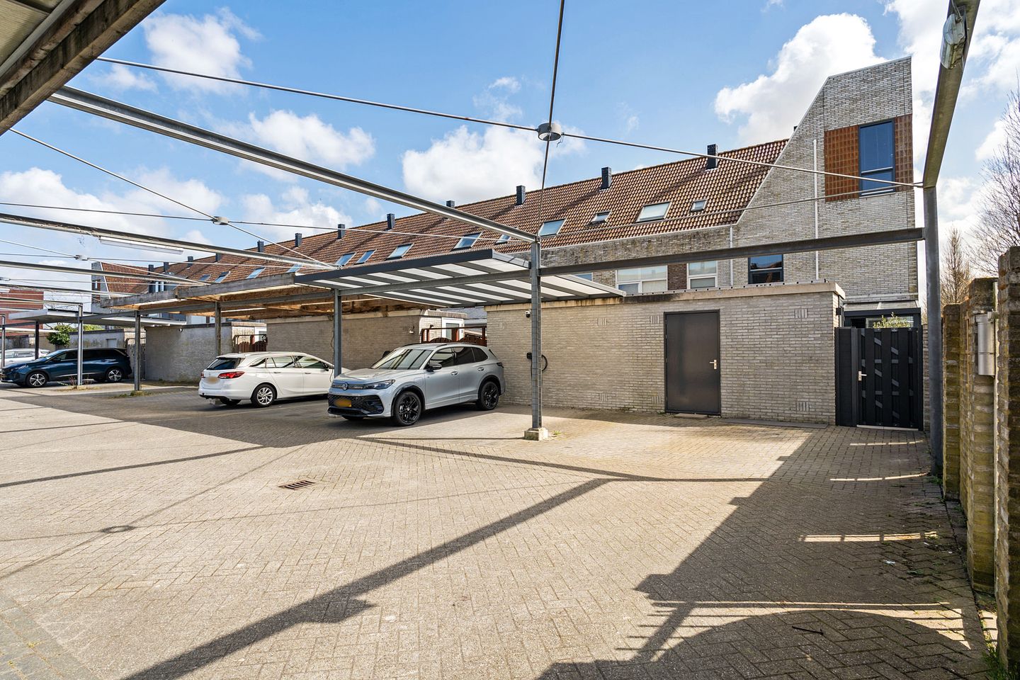 Foto 35 van Waarderstraat 253