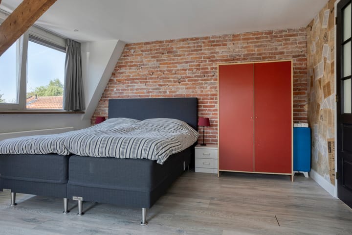 Photo 25 of Sint Vincentiusstraat 97