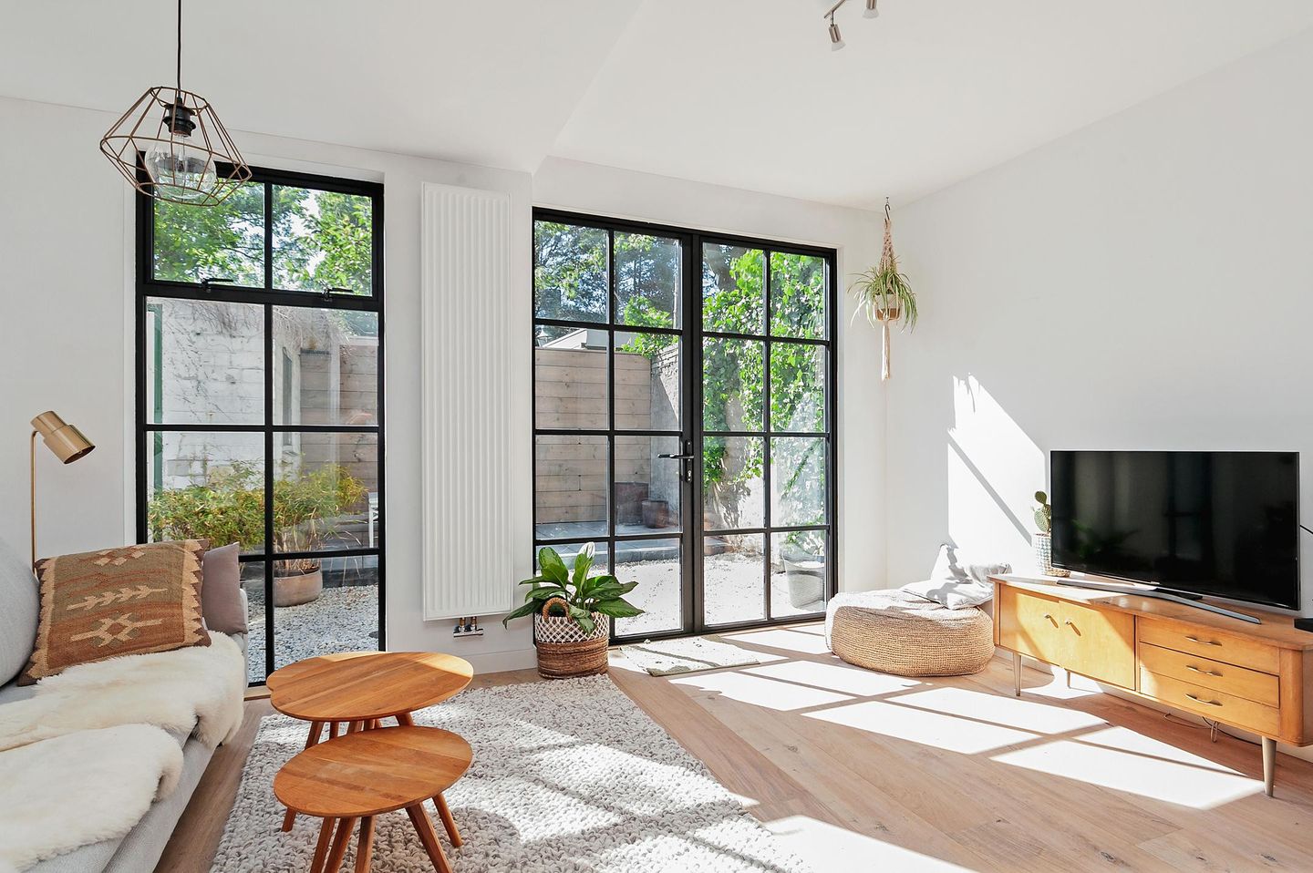 Foto 1 van Voorhelmstraat 14-ZW