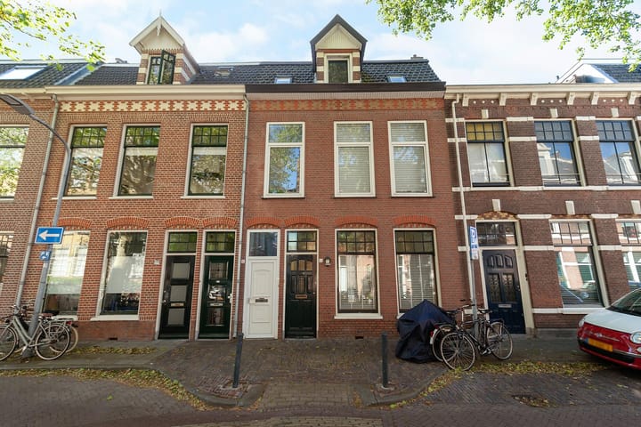 Foto 2 van Voorhelmstraat 14-ZW