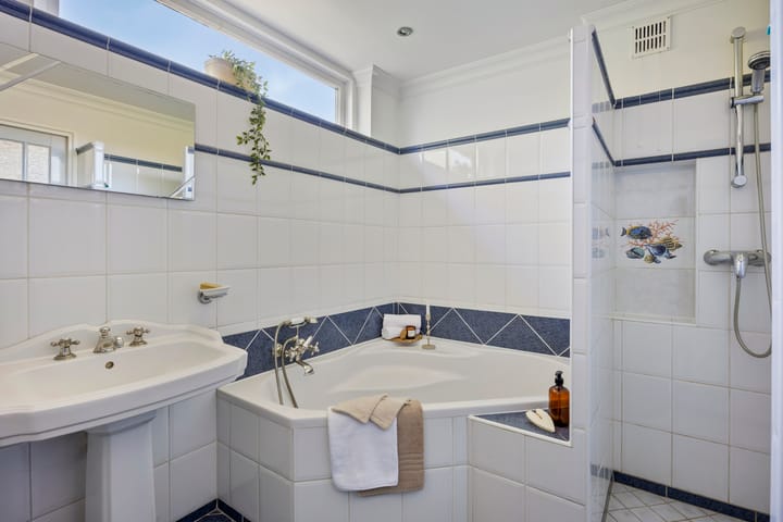 Foto 29 van Burgemeester van der Wartstraat 5