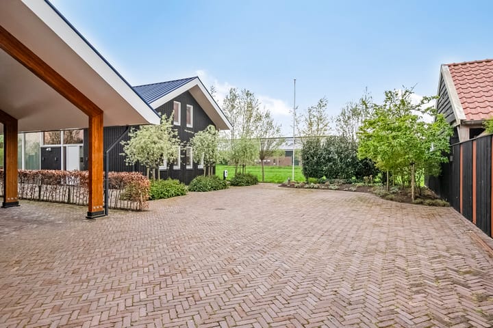 Photo 37 of Zuidzijdseweg 146