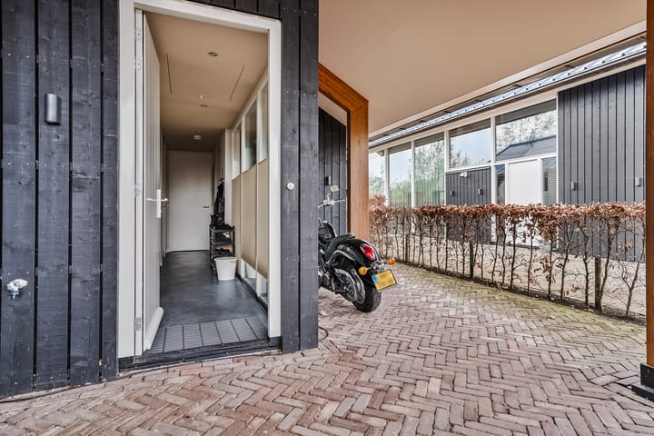 Photo 40 of Zuidzijdseweg 146