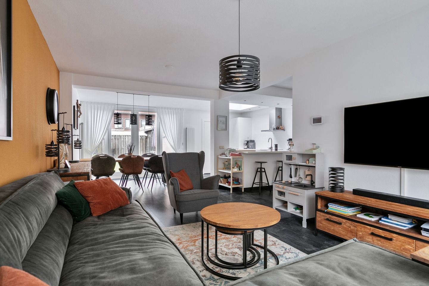 Foto 5 van Weefmeesterstraat 16