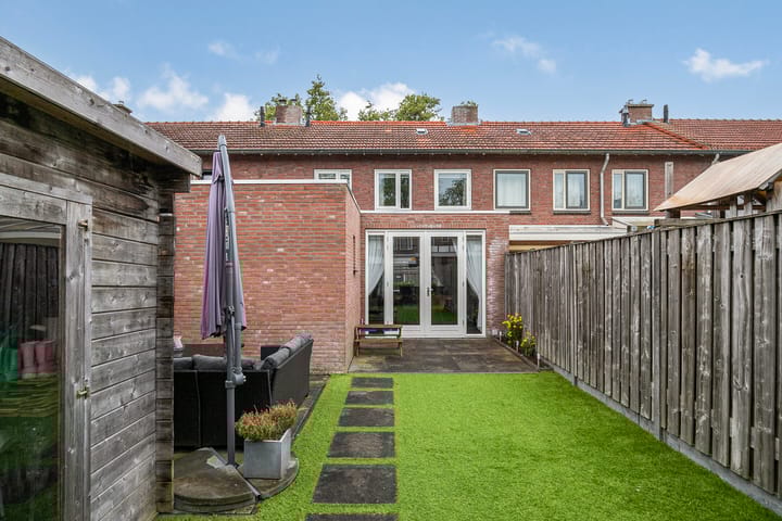 Foto 22 van Weefmeesterstraat 16