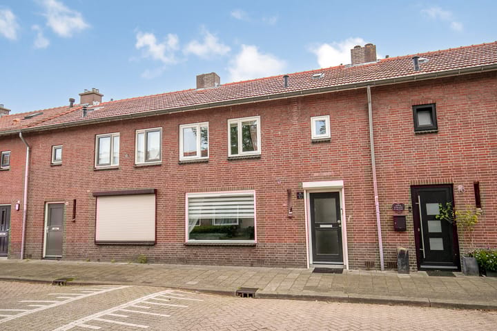 Foto 26 van Weefmeesterstraat 16