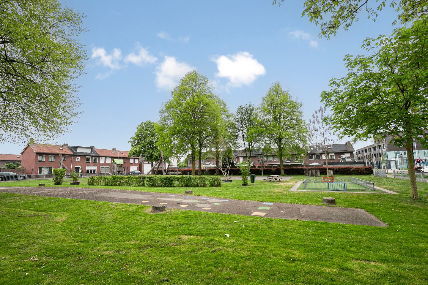 Foto 29 van Weefmeesterstraat 16