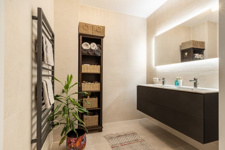 Photo 4 of Niemeyerstraat 171