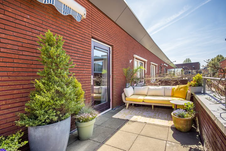 Foto 2 van Marmerplein 34