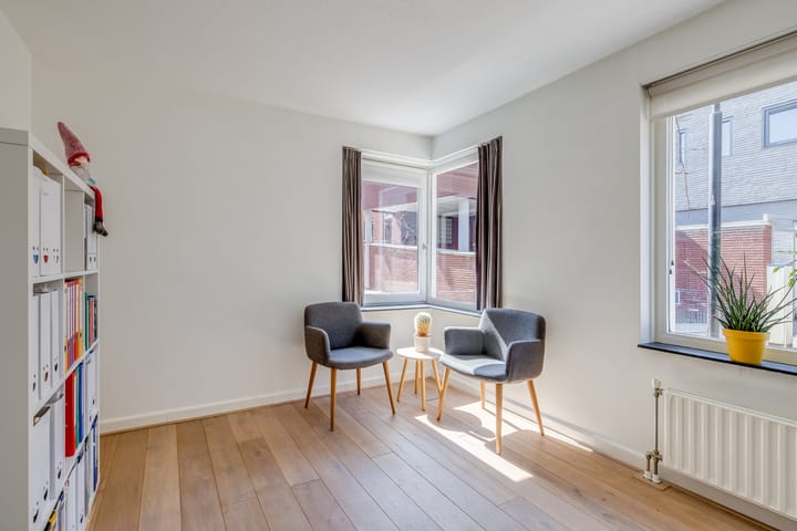 Foto 16 van Marmerplein 34