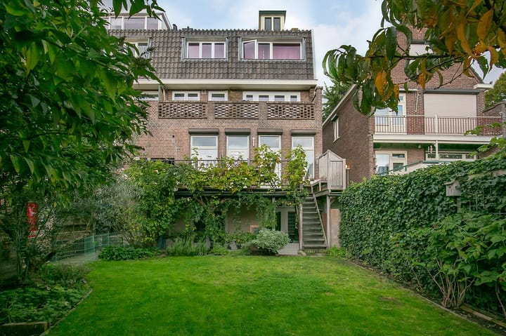 Foto 37 van Agnietenstraat 87