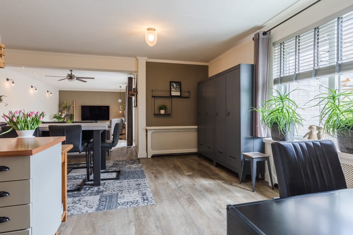 Photo 10 of Jan Brunnekreefstraat 30