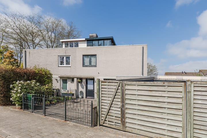 Photo 27 of Jan Brunnekreefstraat 30