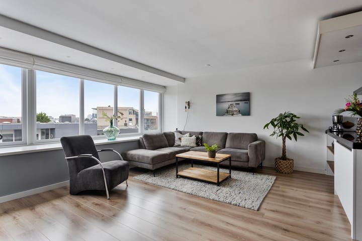 Foto 8 van Deutzstraat 7