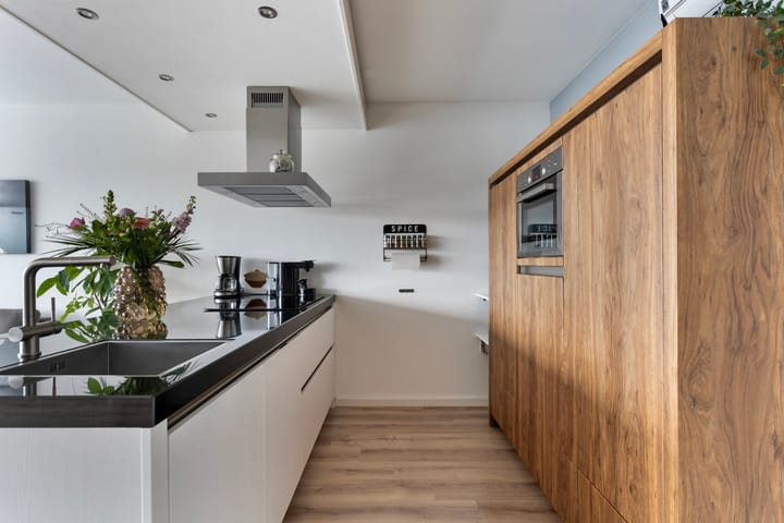 Foto 14 van Deutzstraat 7