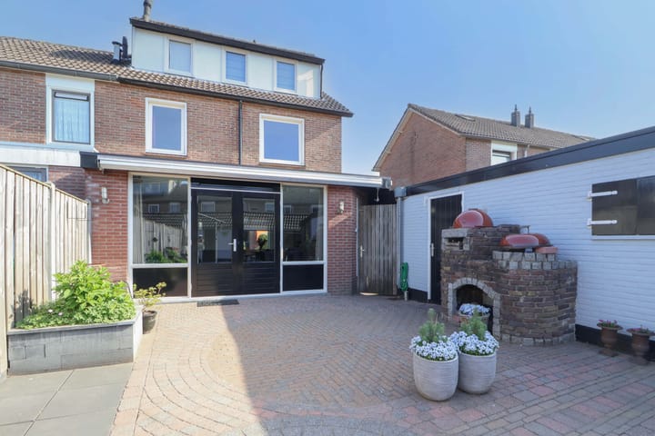 Foto 30 van Johannes Post 8