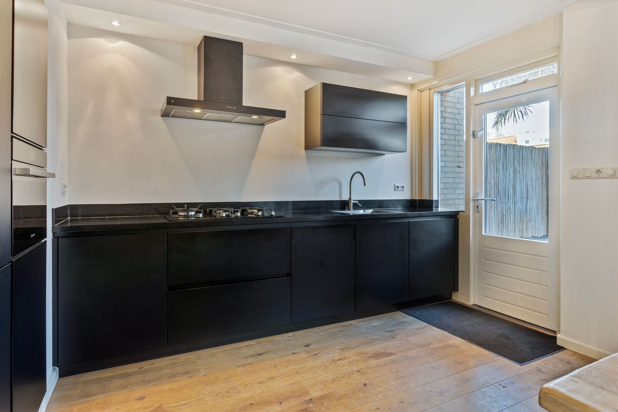 Foto 18 van Leo Fallstraat 1