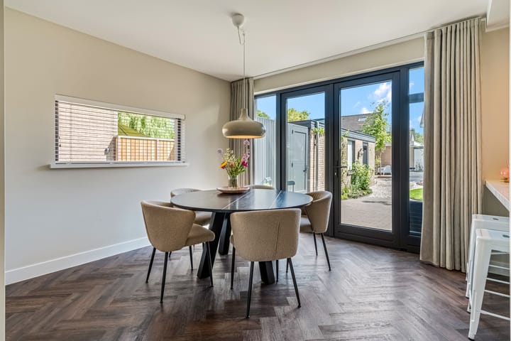 Photo 14 of Orion 17