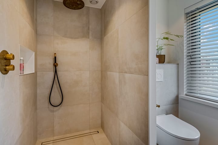 Photo 22 of Orion 17