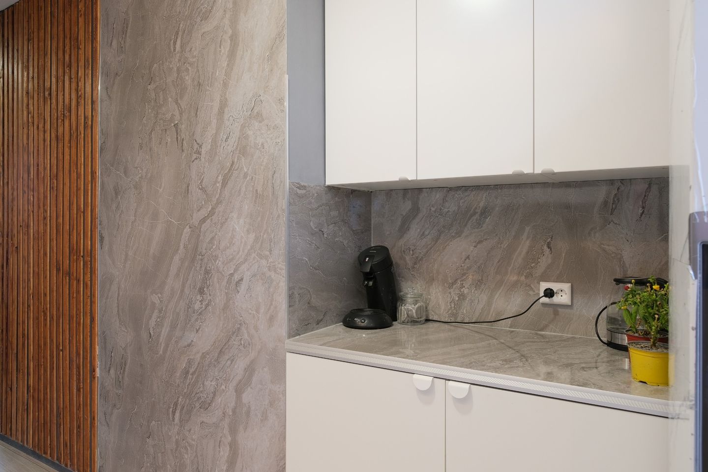 Foto 19 van Colensostraat 17