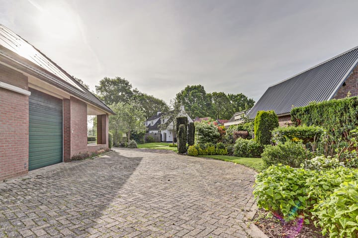 Foto 37 van Heiligenweg 9