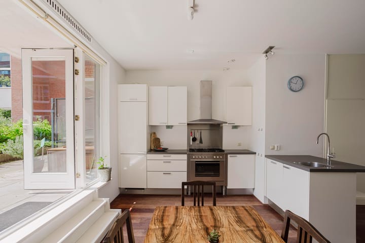 Foto 8 van Balboastraat 1