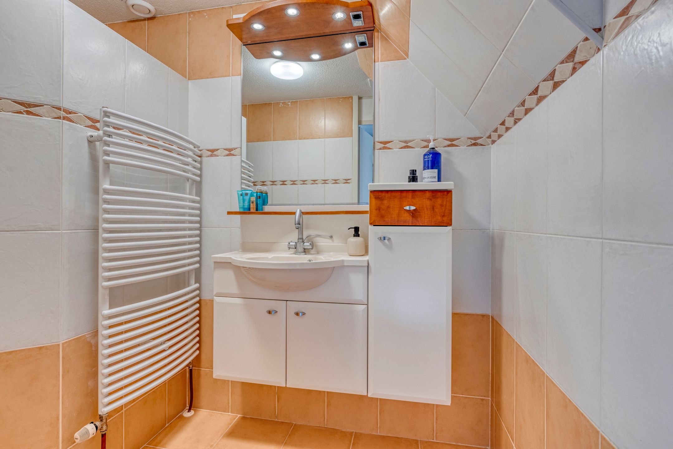 Foto 30 van Denneappel 4