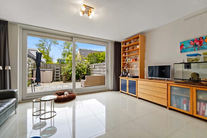 Foto 9 van Albert Schweitzerlaan 160