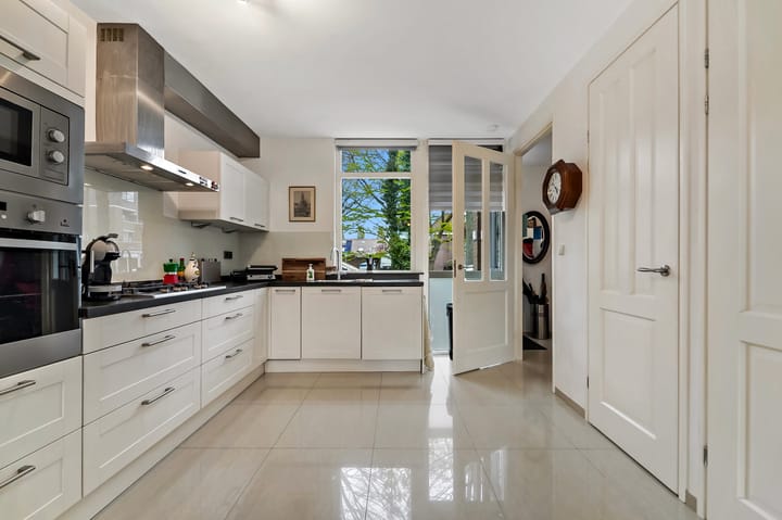 Foto 15 van Albert Schweitzerlaan 160