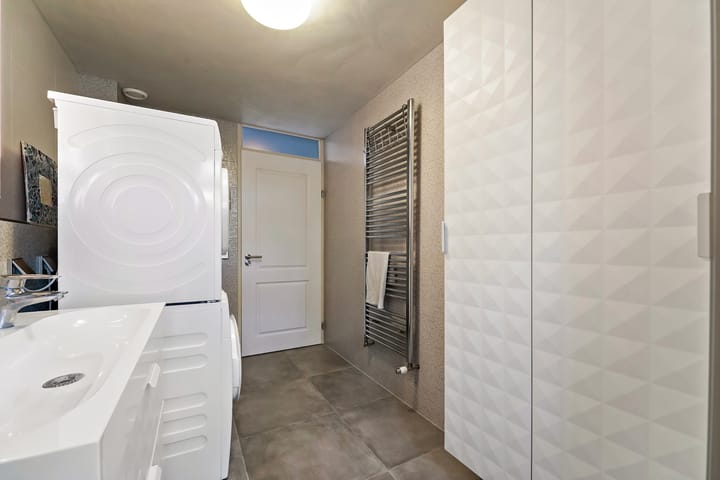 Foto 24 van Albert Schweitzerlaan 160