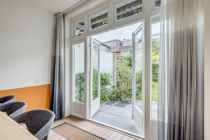 Photo 13 of Hooft Graaflandstraat 181