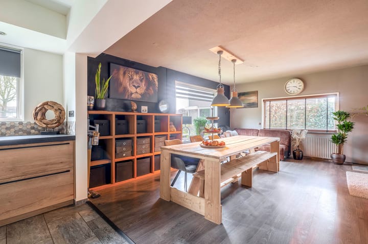 Foto 19 van Esdoornstraat 112