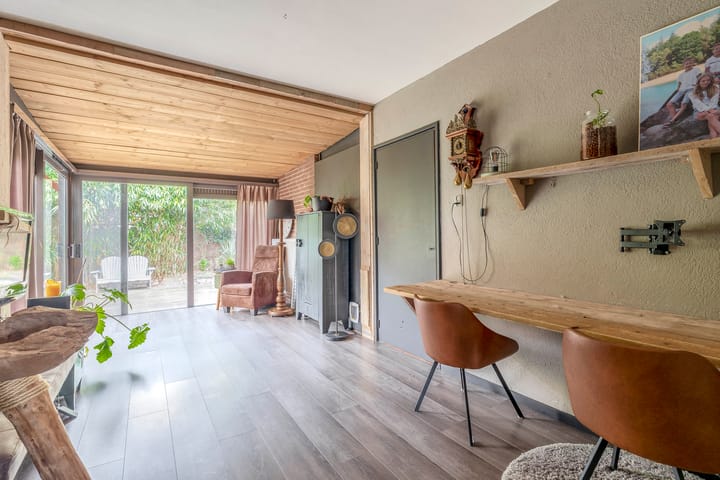 Foto 20 van Esdoornstraat 112