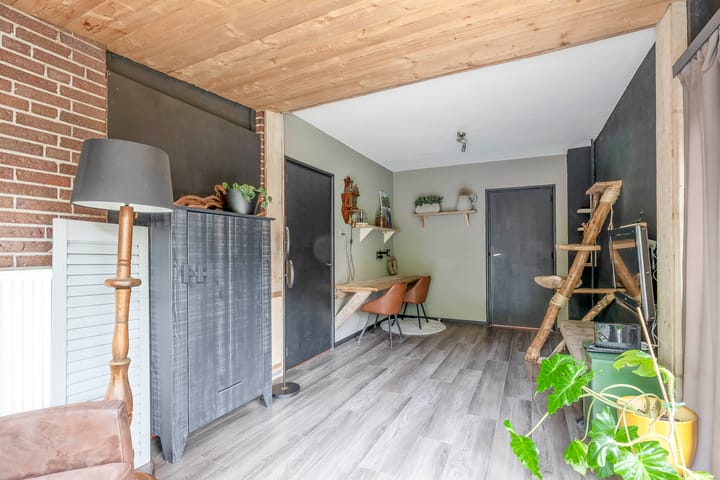 Foto 22 van Esdoornstraat 112