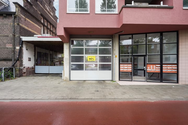 Photo 10 of Waldeck Pyrmontkade 92