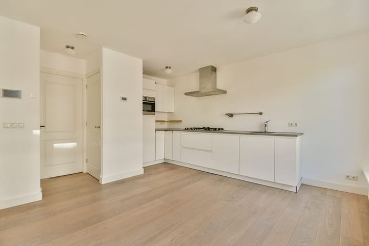 Foto 6 van Da Costastraat 112-C