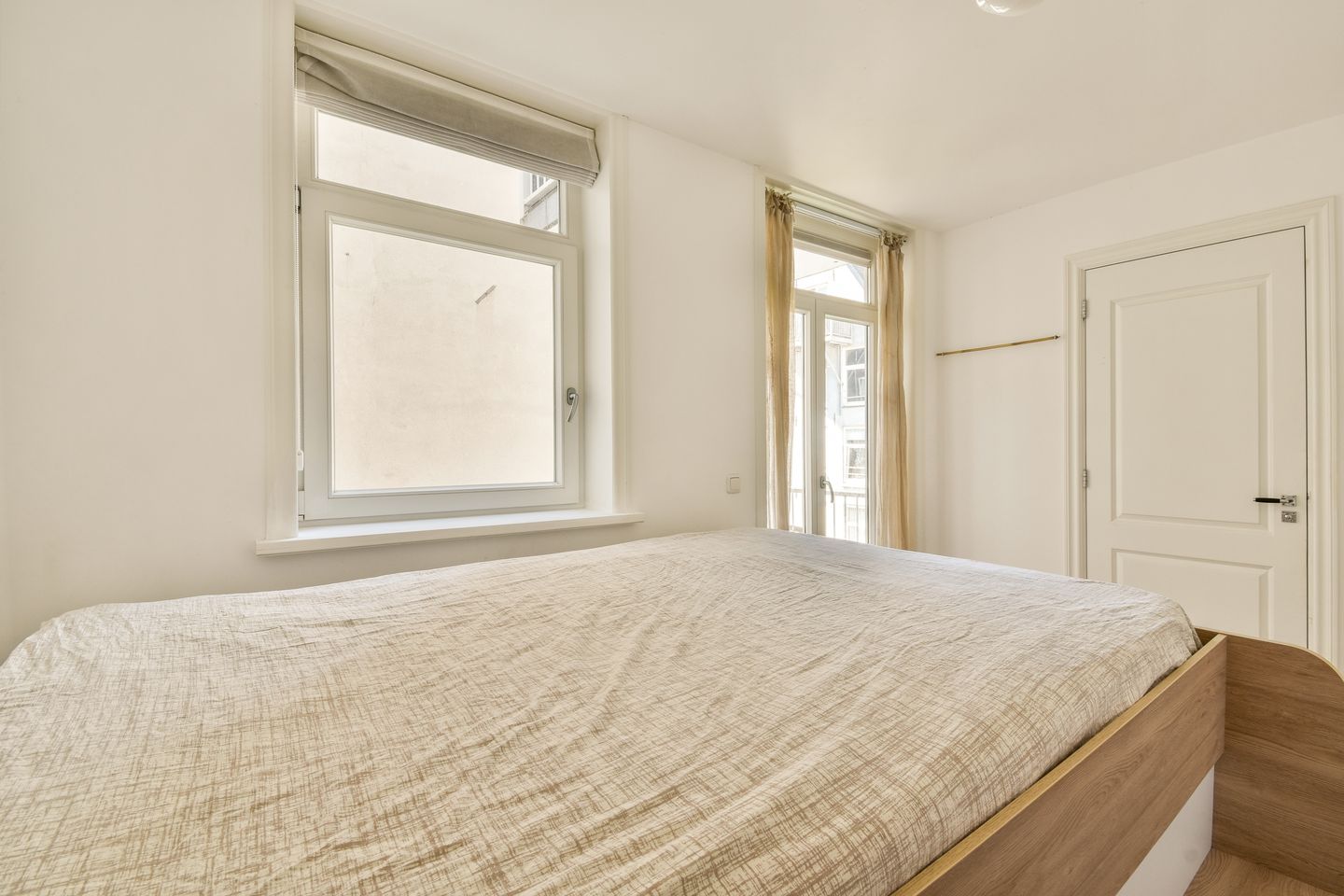 Foto 10 van Da Costastraat 112-C