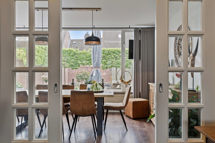 Foto 16 van Van Gerwenstraat 11