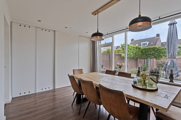 Foto 19 van Van Gerwenstraat 11