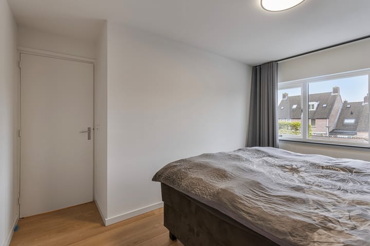 Foto 24 van Van Gerwenstraat 11