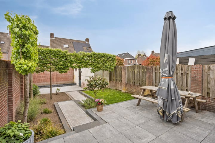 Foto 30 van Van Gerwenstraat 11