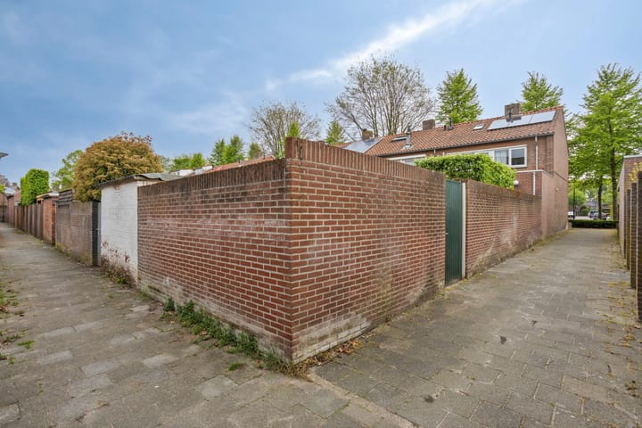 Foto 33 van Van Gerwenstraat 11