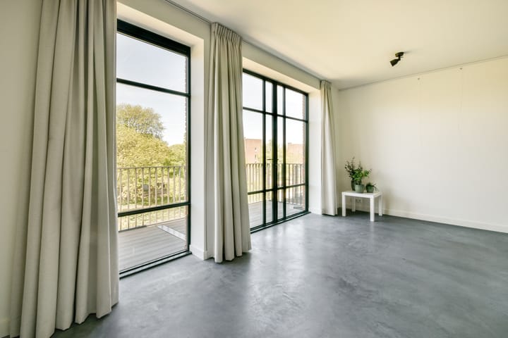 Foto 3 van Koopvaardersplantsoen 49-A