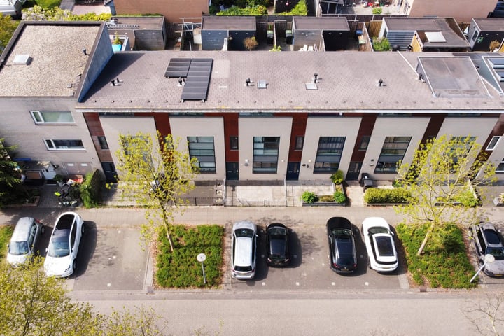 Suze Robertsonstraat 27