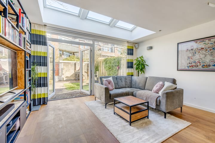 Foto 12 van Giessenplein 67