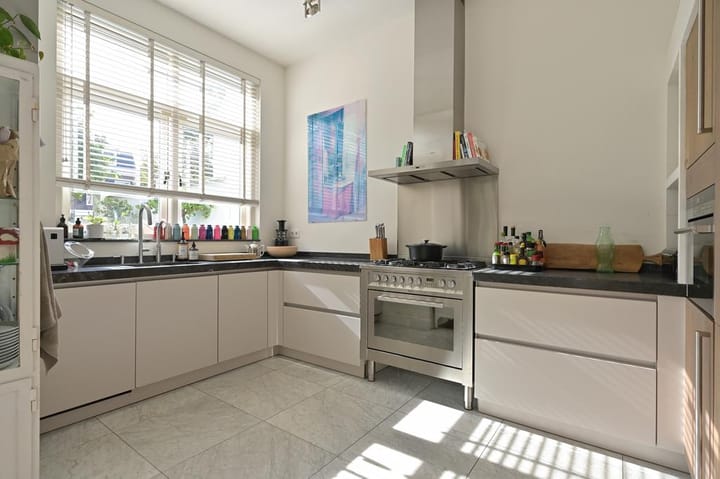 Photo 14 of Prinses Mariestraat 16