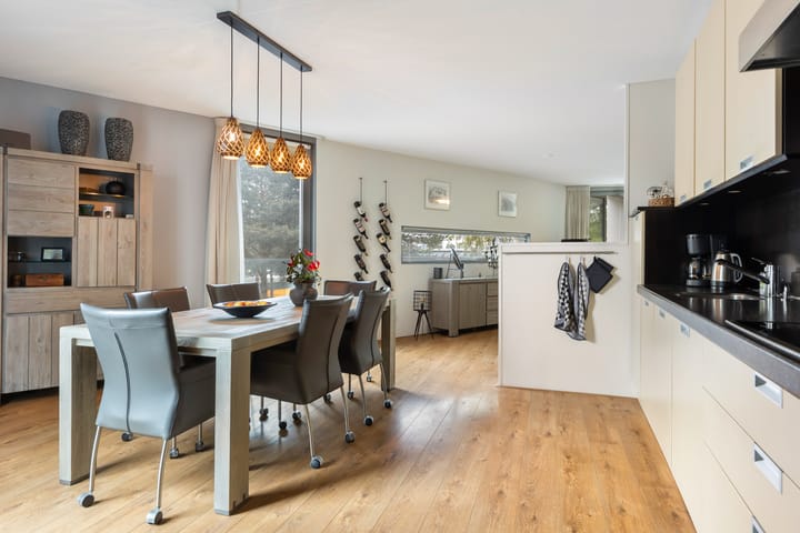 Foto 15 van Stationsplein 54